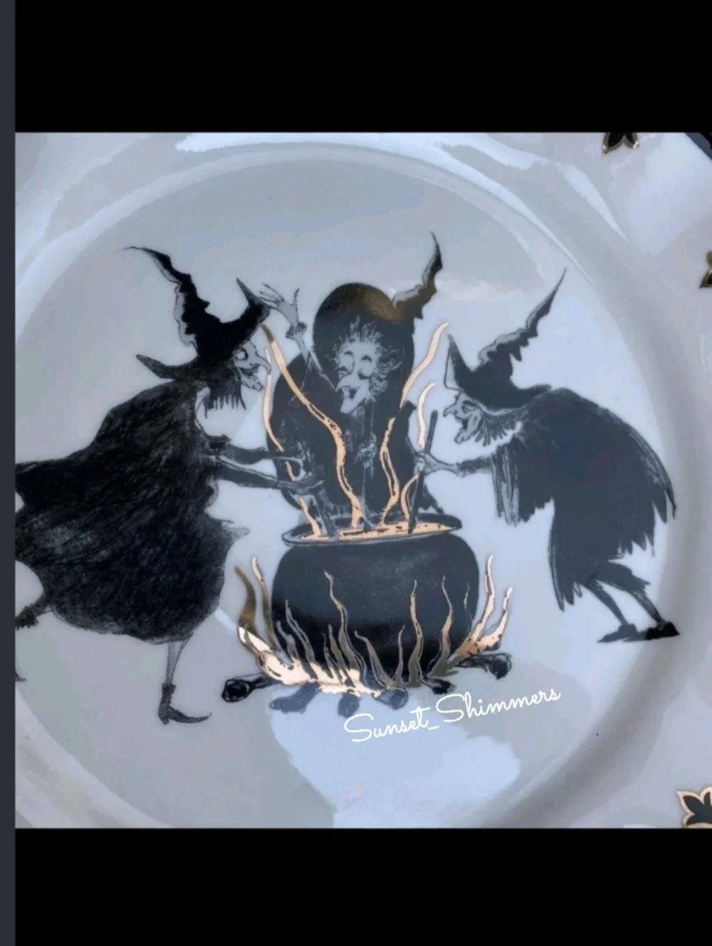 4 Potters Studio Witches Brew Cauldron Halloween Witch Ceramic Dinner Plate Set - Picture 2 of 8